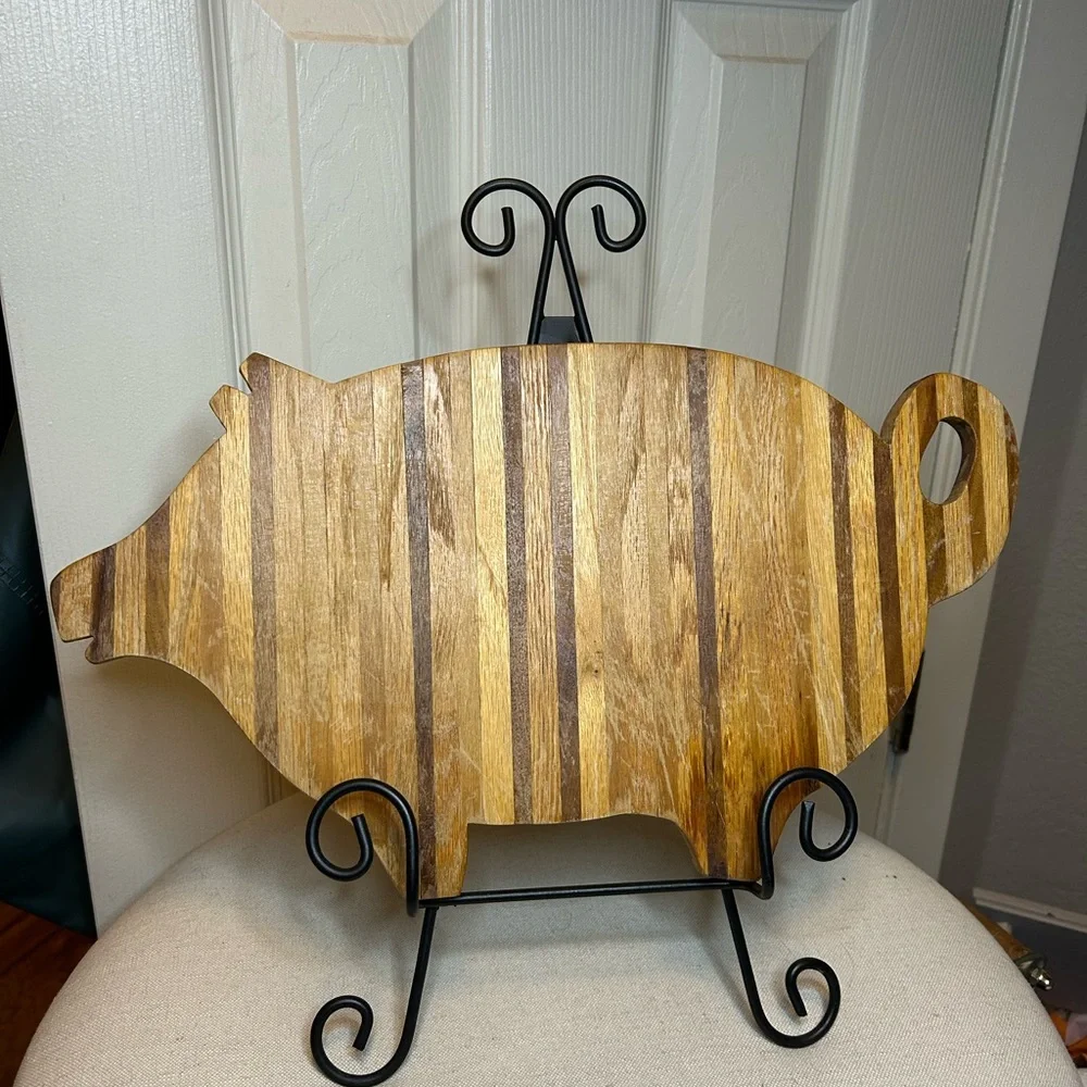Vintage Wooden Pig-Shaped Charcuterie Cutting Board Butcher Block Farmhouse